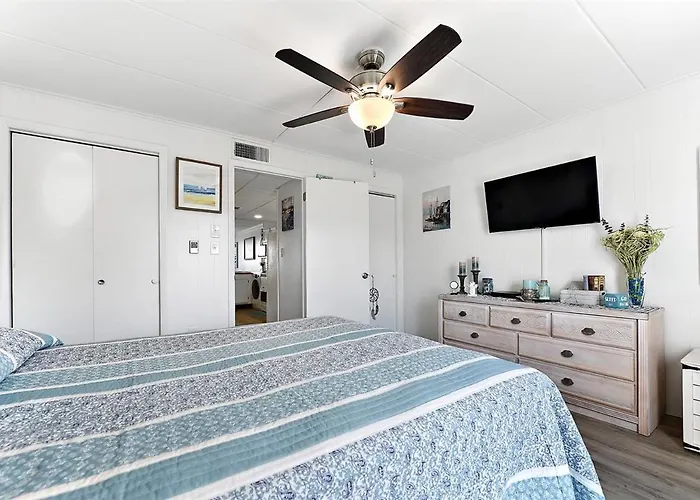 Recently Remodeled Ocean Block 1 Bedroom In Seven Seas! * Ocean Stadt