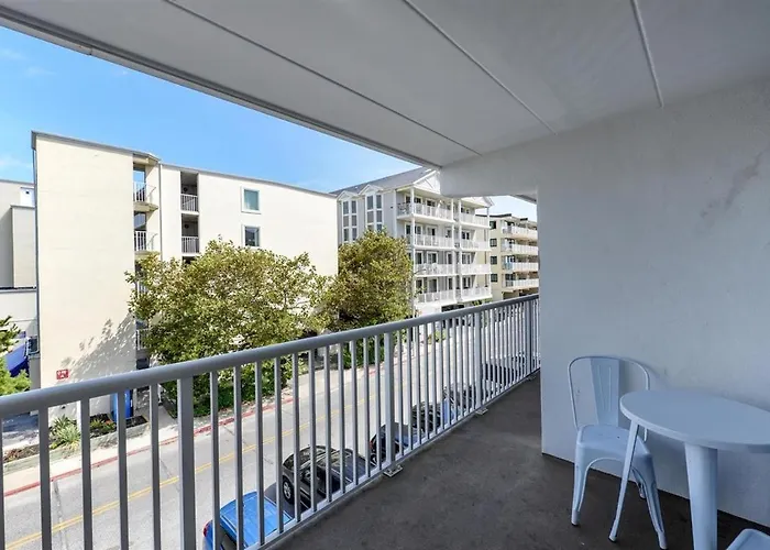 Recently Remodeled Ocean Block 1 Bedroom In Seven Seas! Ferienhaus